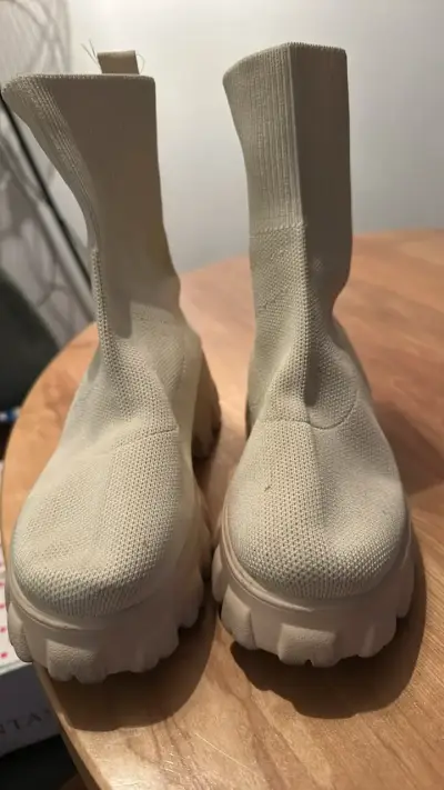 Botines beige de tela elástica para mujer - miniatura 3
