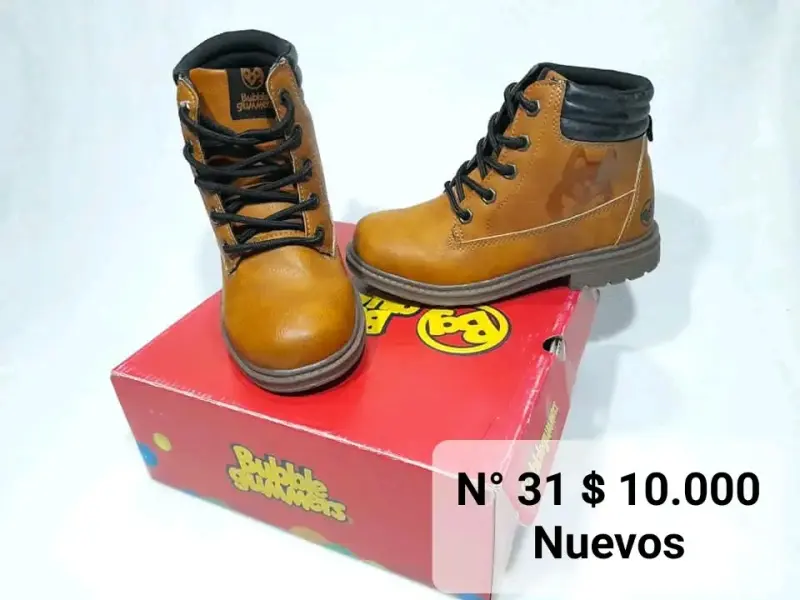 Botas Bubble Gummers para niños talla 31 nuevas