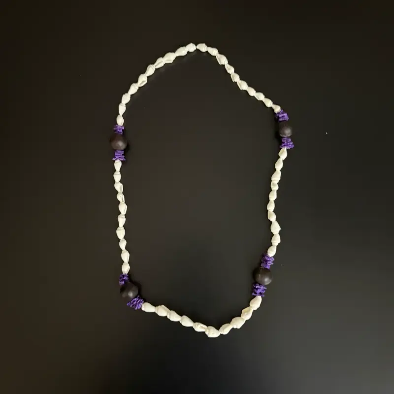Collar artesanal de conchitas naturales 64 cm