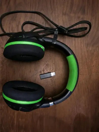 Audífonos razer Kaira pro (Xbox/PC) - miniatura 2