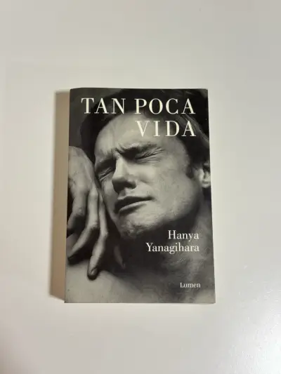 Libro 'Tan Poca Vida' de Hanya Yanagihara - miniatura 1