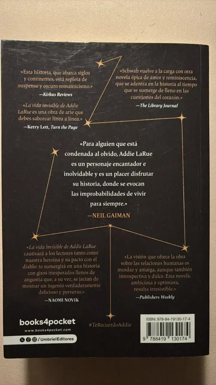 Libro La Vida Invisible de Addie LaRue - 2