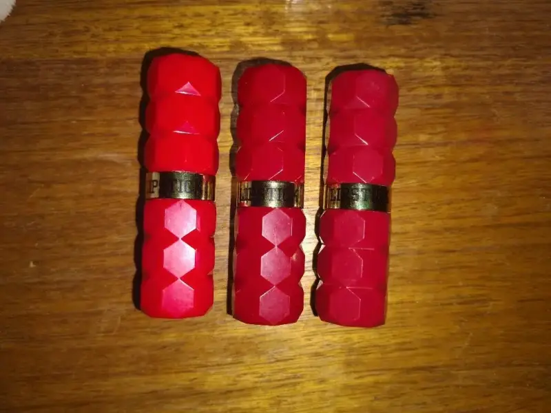 3 Tonos de Labiales rojos Lipstick sin Uso