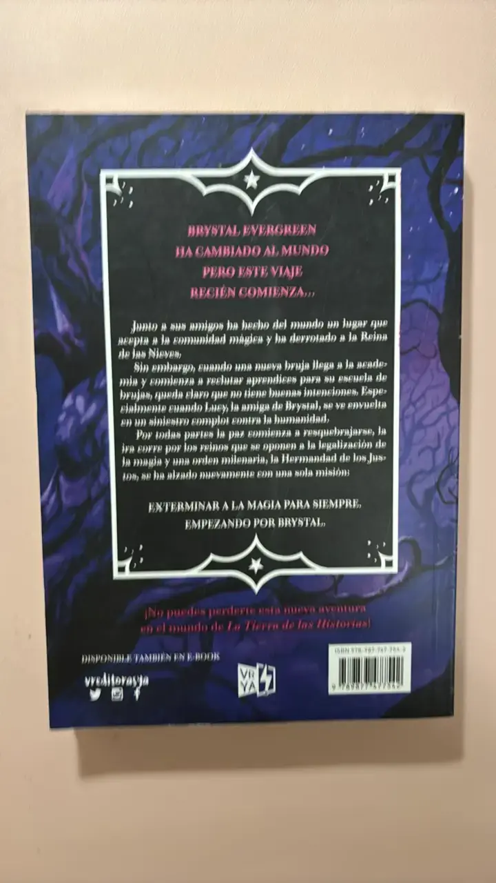 Libro Un Cuento de Brujas - 2