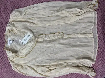 Blusa beige con detalles dorados University Club - miniatura 1