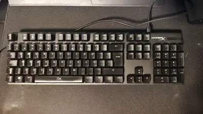 Teclado mecánico HyperX Alloy Origins RGB - miniatura 2