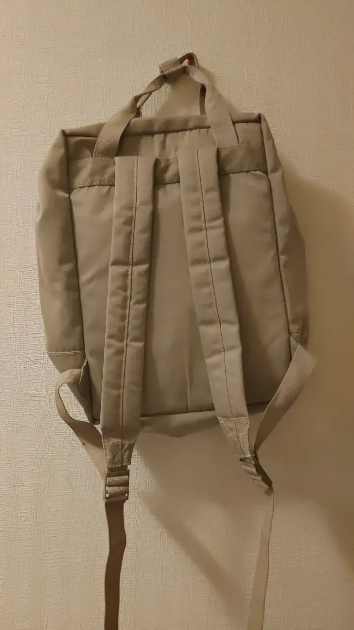 Mochila beige Saxoline con bolsillos - 2