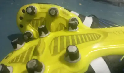 Botines de Rugby Adidas negros con amarillo - miniatura 4