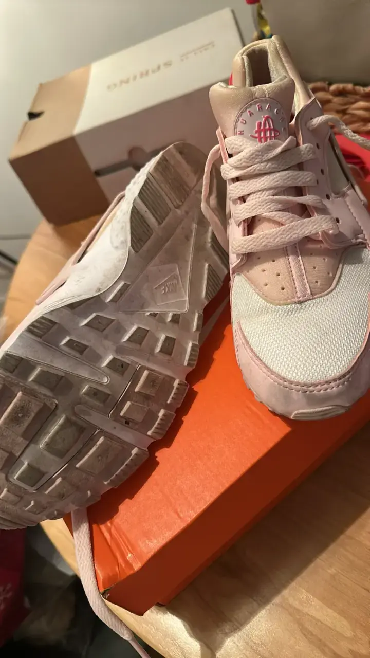 Zapatillas Nike Huarache Rosadas para Mujer - 2