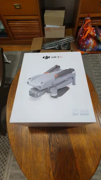 Drone DJI Air 2S con control remoto - miniatura 4