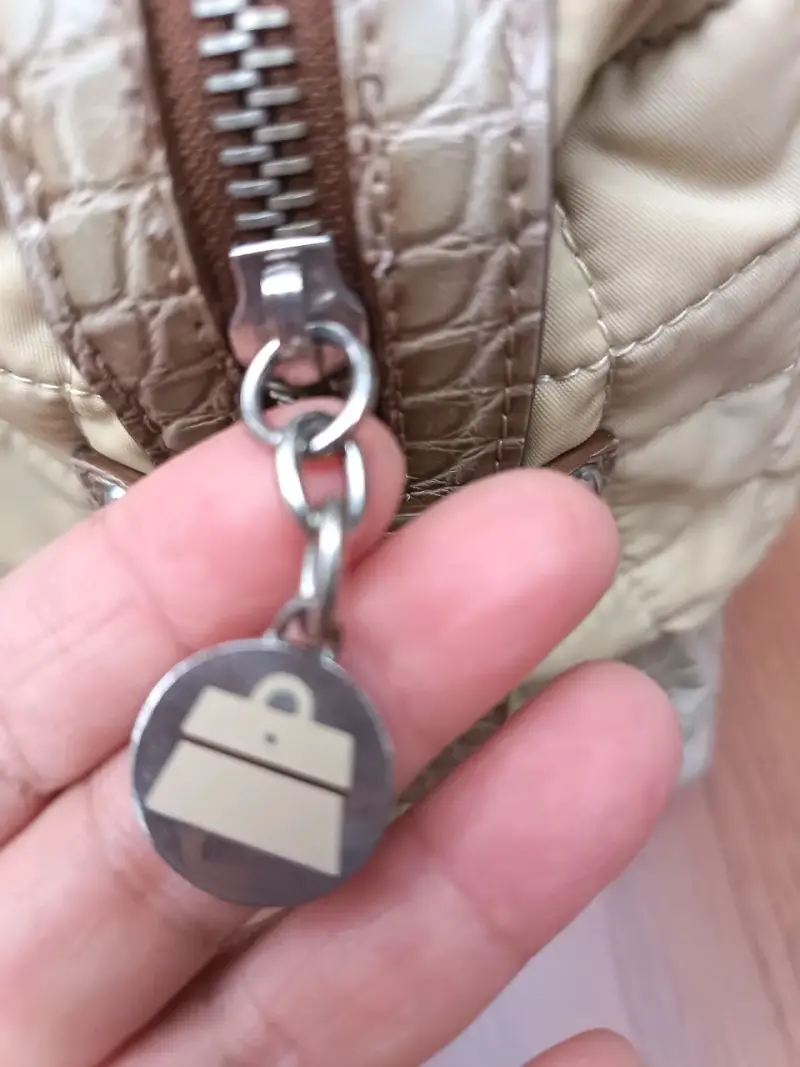 Cartera de hombro biege y café Kathy Van Zeeland - 3