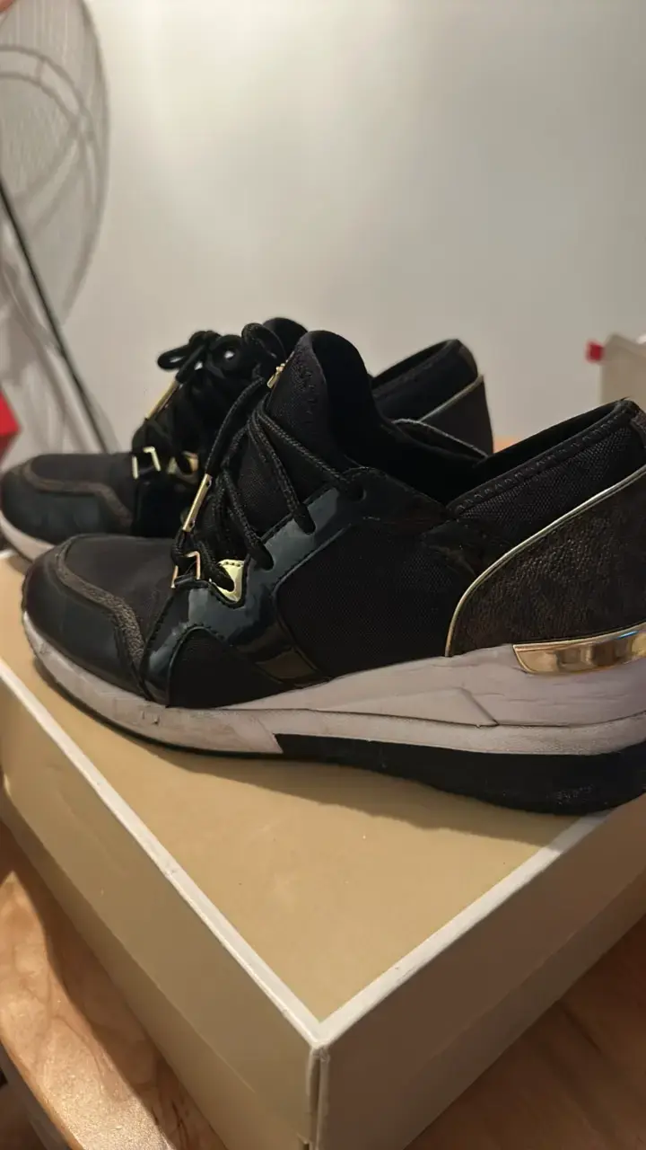 Zapatillas negras Michael Kors para mujer - 6