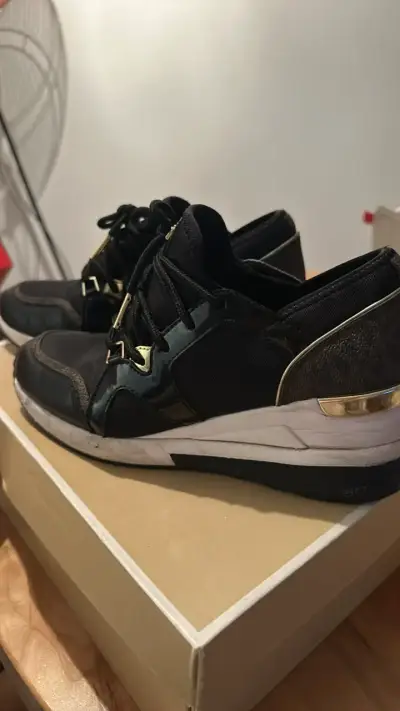 Zapatillas negras Michael Kors para mujer - miniatura 6