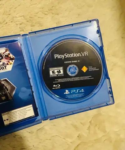 Juego PlayStation VR Demo Disc 3 para PS4 - miniatura 2