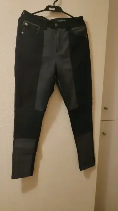 Jeans bicolor para mujer estilo moderno - miniatura 1