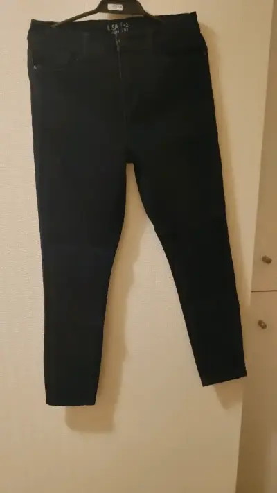 Pantalones de mezclilla negros talla 42 - miniatura 1
