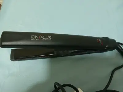 Plancha de Pelo Gama Ion Plus Tecnología Cerámica - miniatura 1