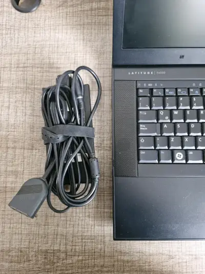 Dell Latitude E6500 – Core 2 Duo T9550 - miniatura 3