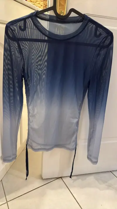 Polera transparente azul degradé manga larga - miniatura 1