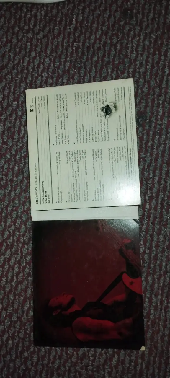 CD y DVD Green Day Bullet in a Bible - 3