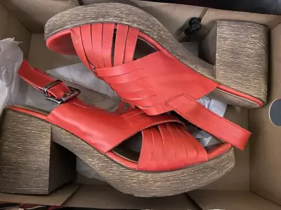 Sandalias de tacón alto rojas Zappa - miniatura 3
