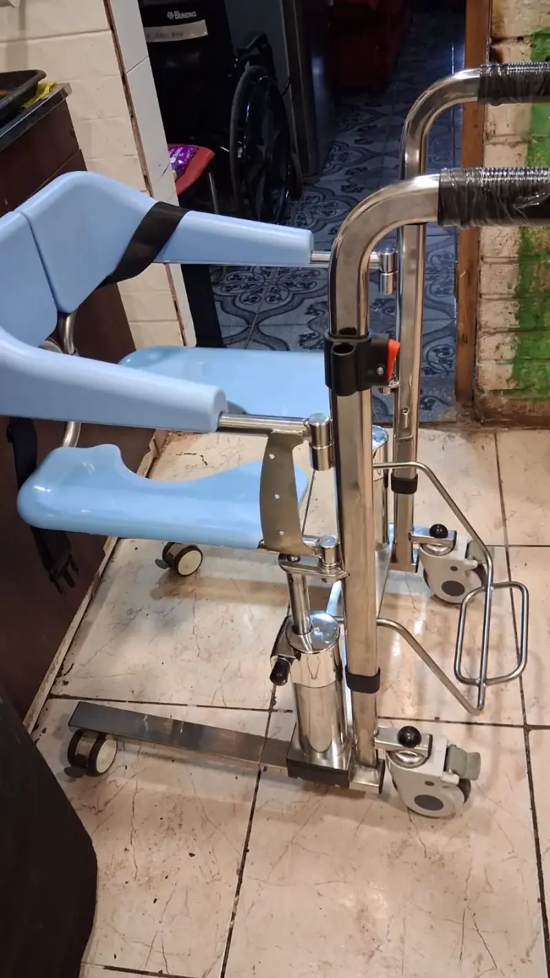Silla de baño y traslado multifuncional MedicalTec TCM-01S - 5