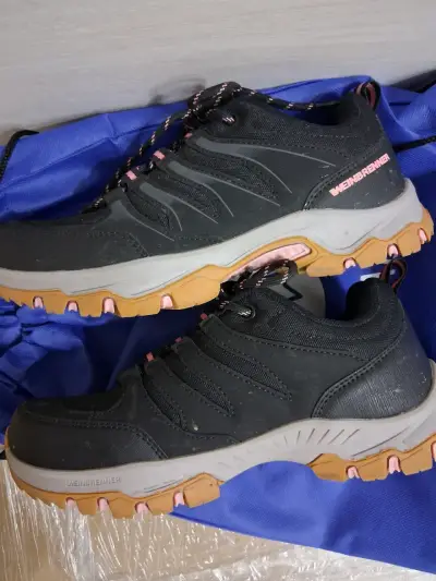 Zapatillas de trekking Weinbrenner negras para mujer - miniatura 1