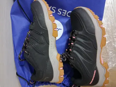Zapatillas de trekking Weinbrenner negras para mujer - miniatura 3