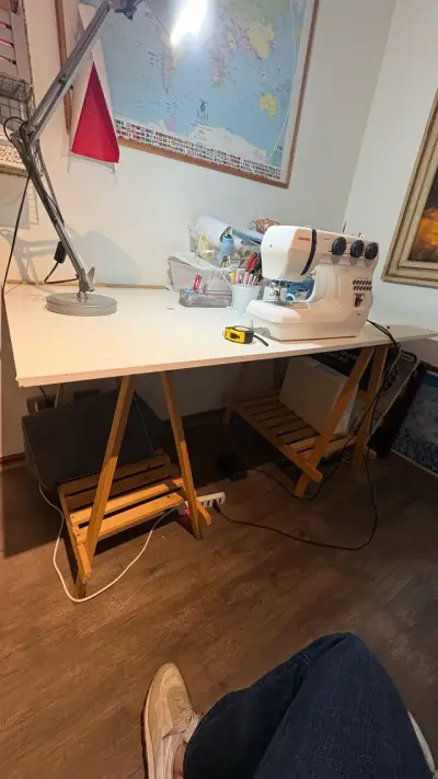 Mesa de trabajo - miniatura 1