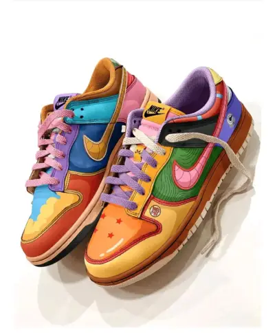 Zapatillas Nike Dunk Low edición Dragon Ball - miniatura 3