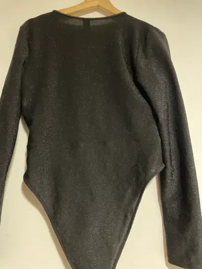 Body negro brillante Shein talla L - miniatura 2