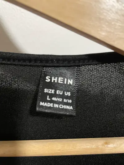 Body negro brillante Shein talla L - miniatura 3