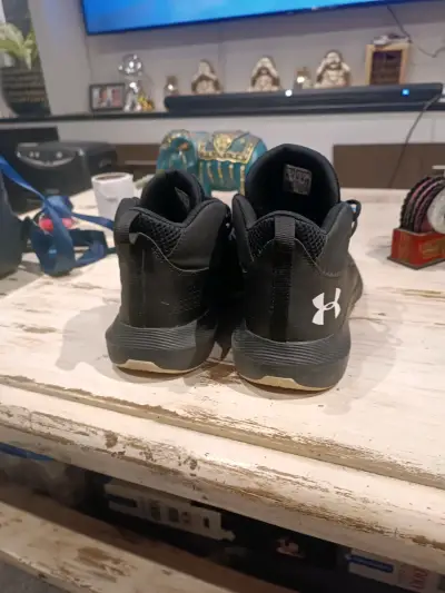 Zapatillas deportivas negras Under Armour talla 40 - miniatura 3