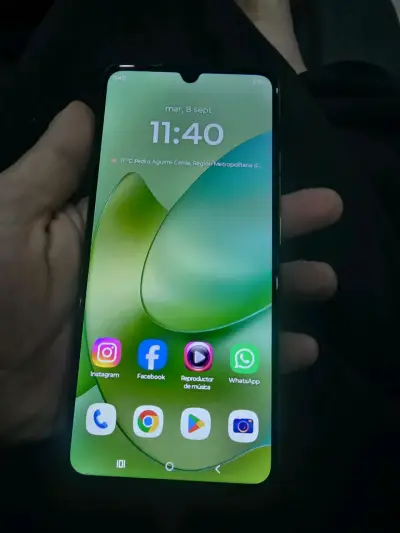 Smartphone Motorola Moto G06 Verde - miniatura 1