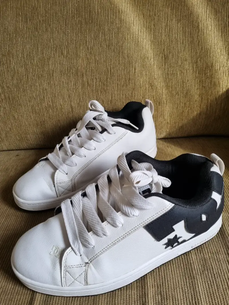 Zapatillas blancas DC Shoes para hombre - 2