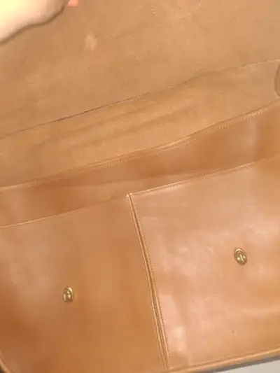 Bolso de cuero marrón Coach con cierre - miniatura 2