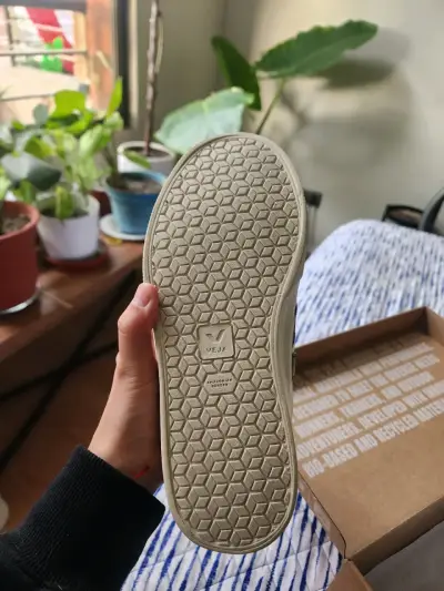 Zapatillas blancas Veja de cuero para hombre - miniatura 12