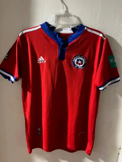 Camiseta Roja Selección Chile Adidas Mundial 2022 - miniatura 2