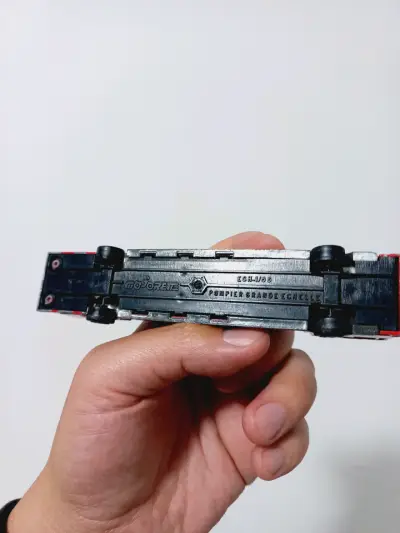 Camión de Bomberos Majorette Vintage - miniatura 6