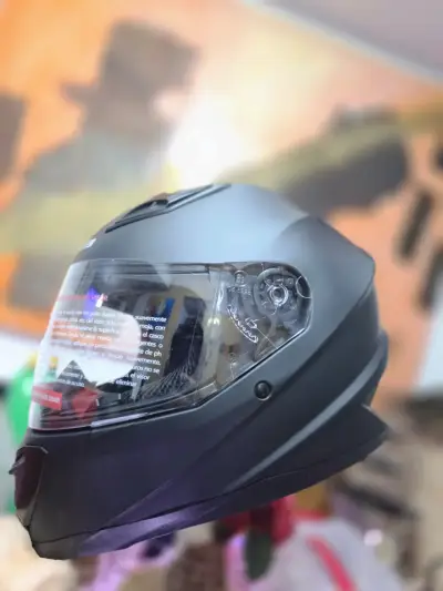 Casco de moto GH8 con visor anti-rayaduras - miniatura 3