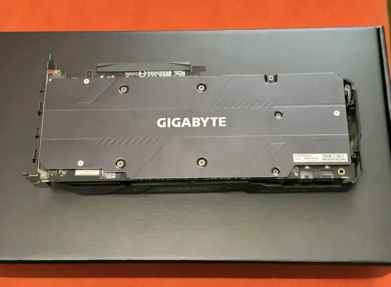 Tarjeta gráfica Gigabyte GeForce RTX 2070 8gb 3fan - 5