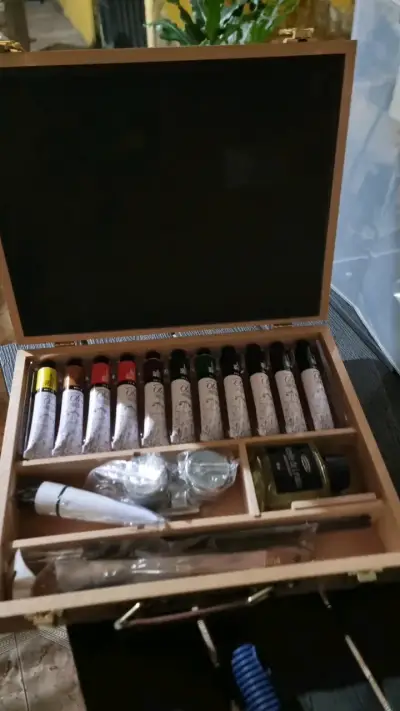 Set de pintura al óleo con estuche de madera - miniatura 1