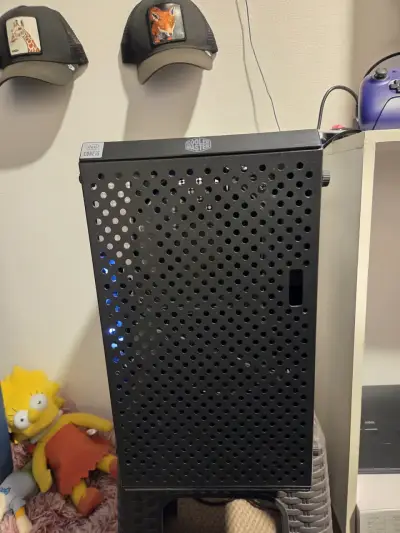 PC Gamer con AMD Radeon RX 7600 e i5-10400 - miniatura 2