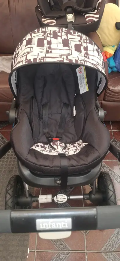 Coche de bebé Infanti con silla de auto - miniatura 5