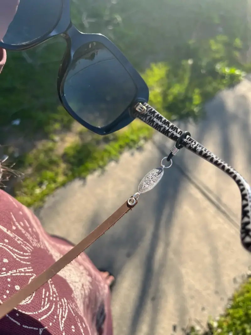 Strap para lentes cuero natural - 2