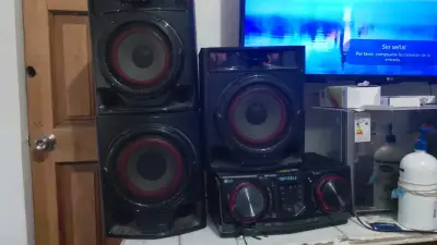 Sistema de sonido LG CAJ5 720W RMS - miniatura 3