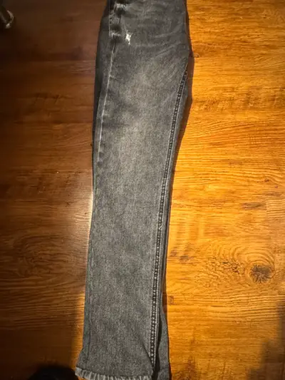 Jeans de hombre para gris desgastados para mujer - miniatura 5