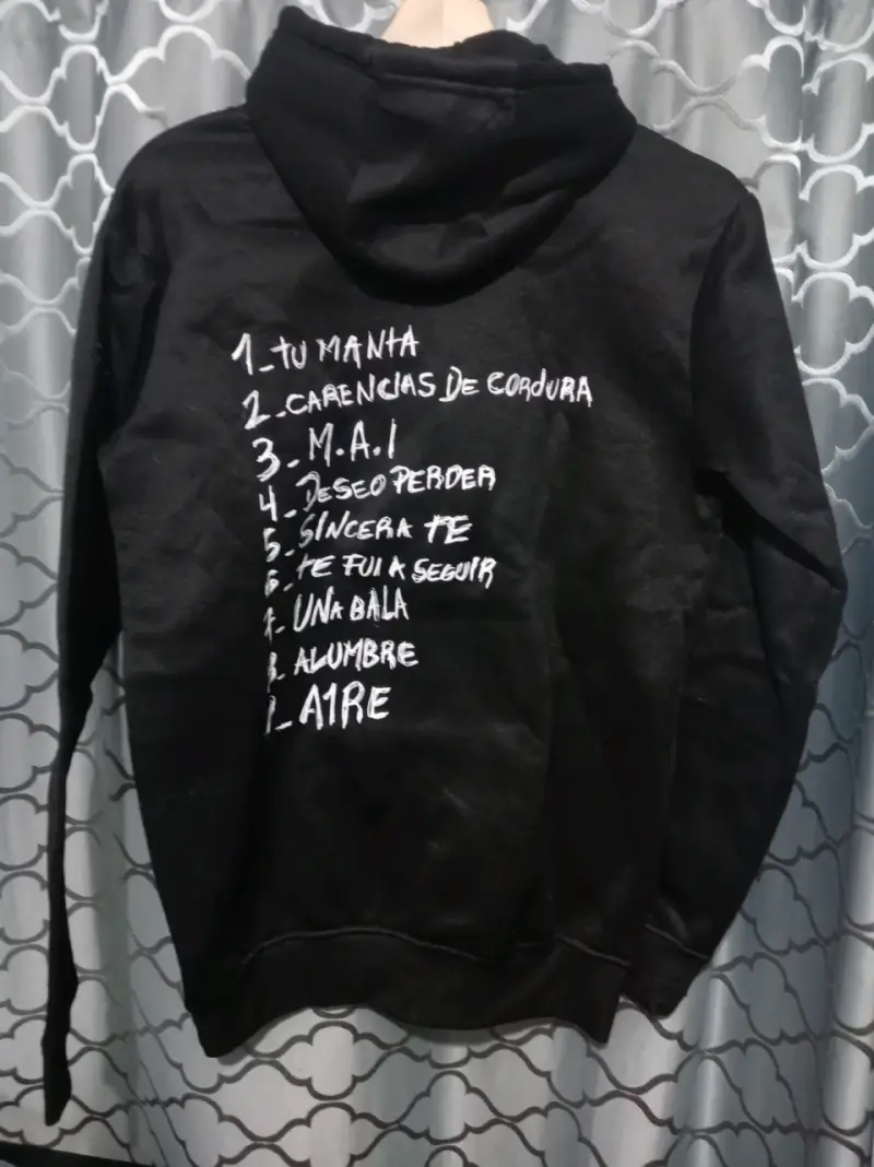 Polerón Negro estampado Milo J Talla M - 2