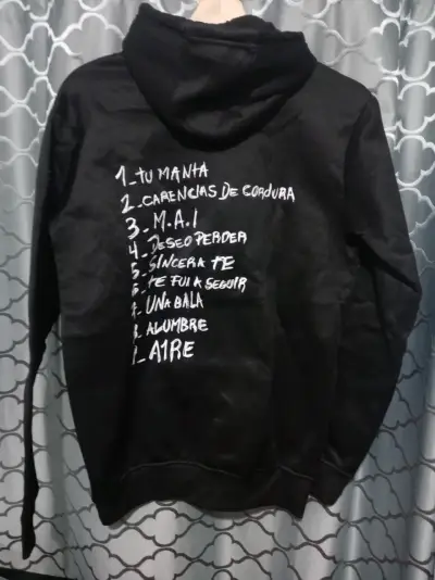 Polerón Negro estampado Milo J Talla M - miniatura 2