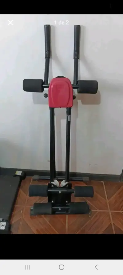 Máquina de ejercicios para abdominales compacta - miniatura 1
